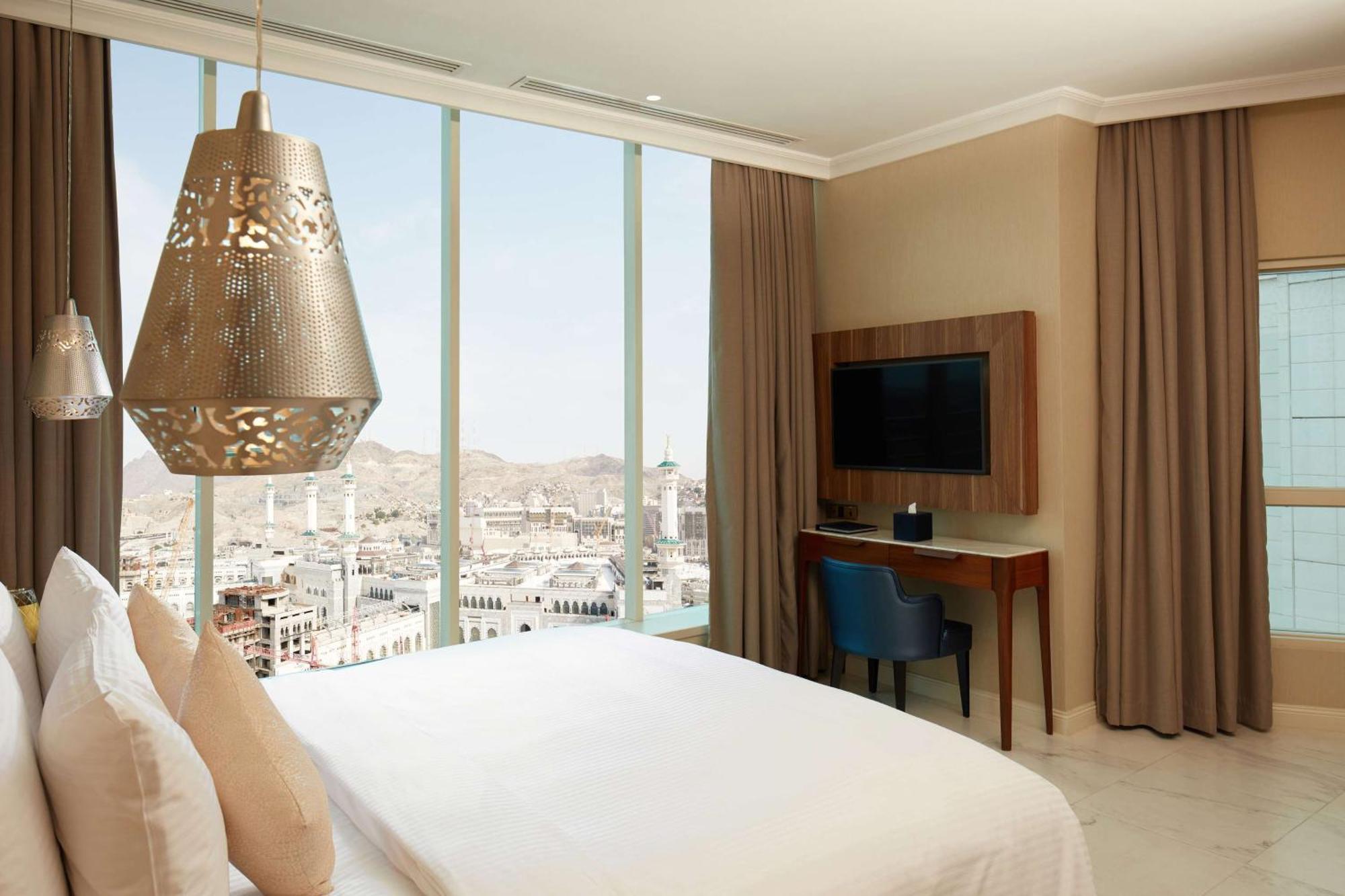 Tilal Jabal Al Kabah Hotell Mekka Exteriör bild Deluxe Suite