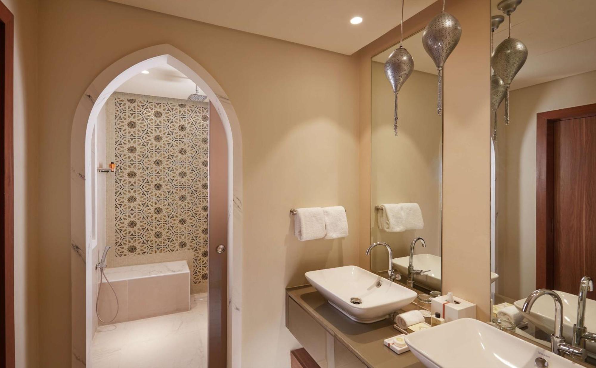 Tilal Jabal Al Kabah Hotell Mekka Exteriör bild Bathroom